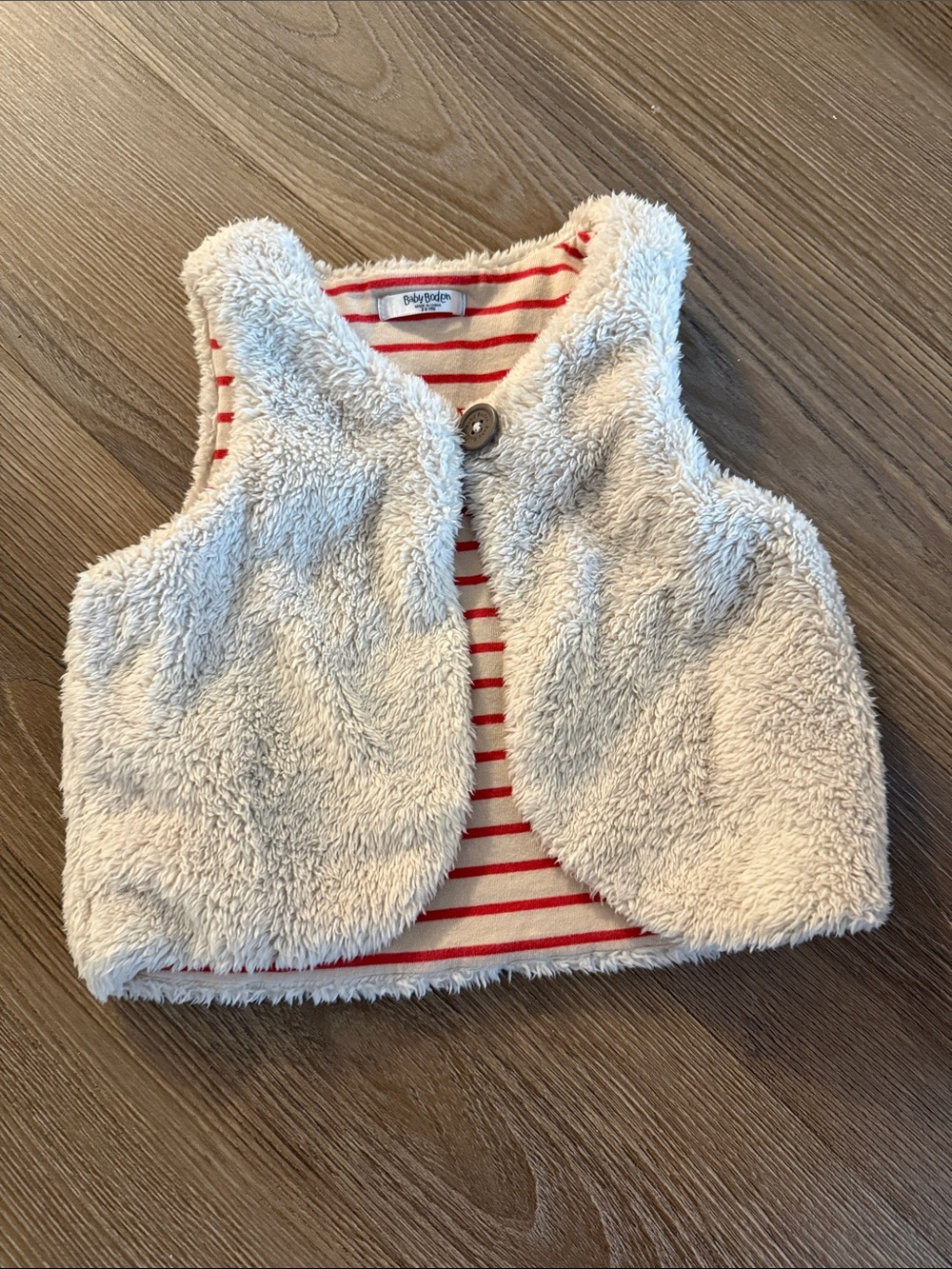 Baby boden beige faux fur sherpa vest - 2-3T